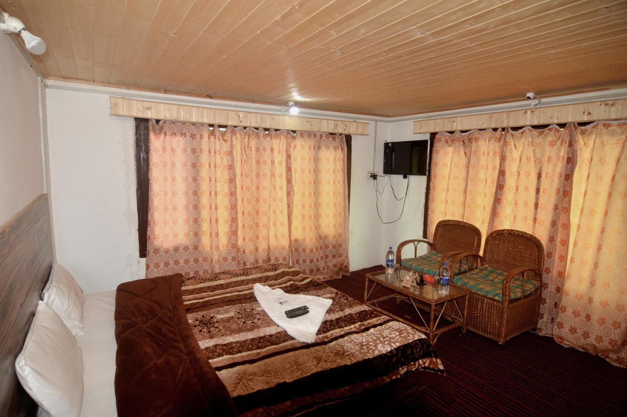 Hotel Kashmir House Pahalgām Exterior foto